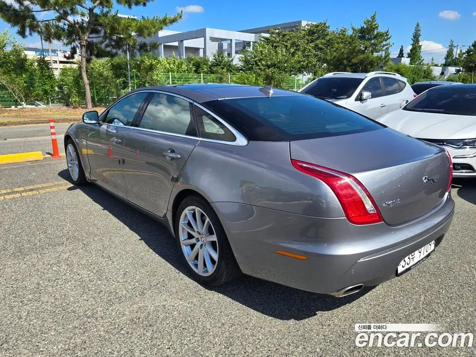 Jaguar XJ 2014 3.0 автомат (гидро), фото 3