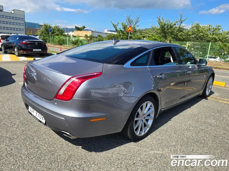 Jaguar XJ 2014 3.0 автомат (гидро), фото 5