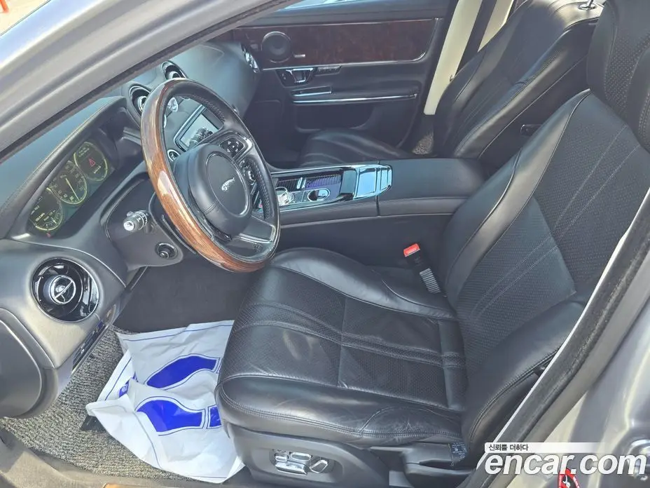 Jaguar XJ 2014 3.0 автомат (гидро), фото 7