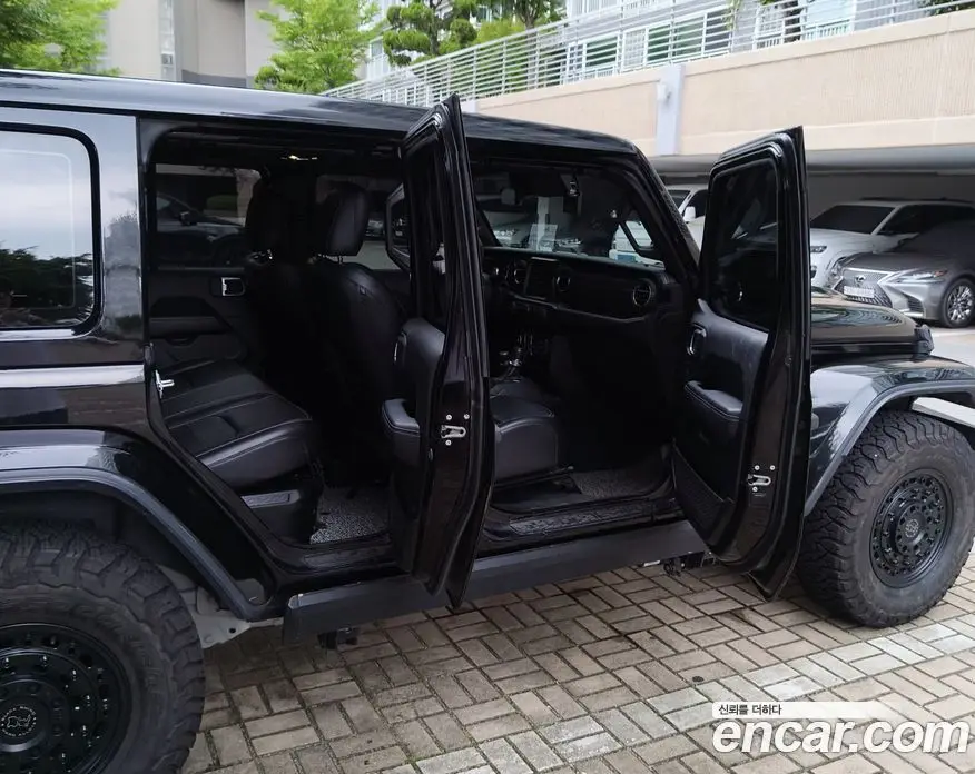Jeep Wrangler 2022 2.0 автомат (гидро), фото 14
