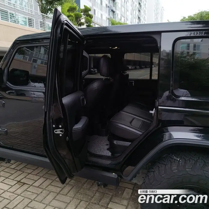 Jeep Wrangler 2022 2.0 автомат (гидро), фото 17