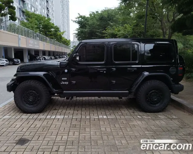 Jeep Wrangler 2022 2.0 автомат (гидро), миниатюра 5