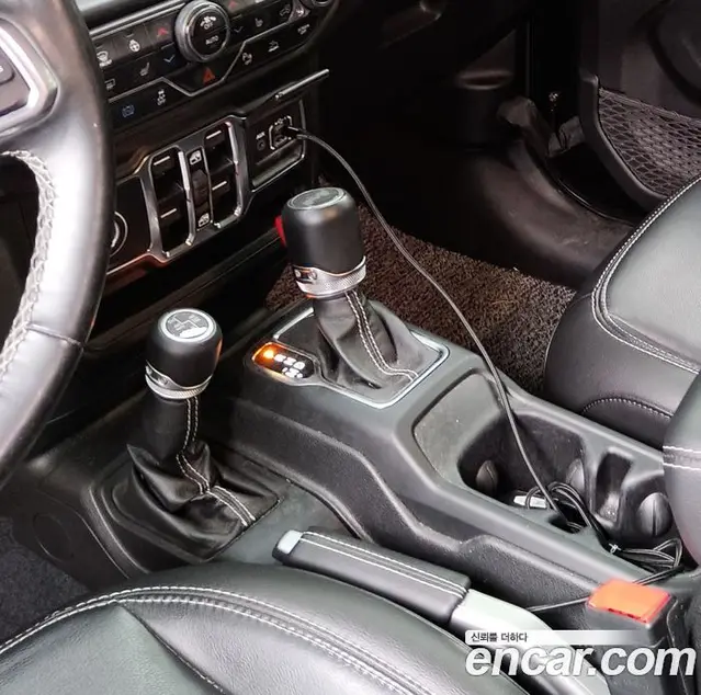 Jeep Wrangler 2022 2.0 автомат (гидро), миниатюра 9