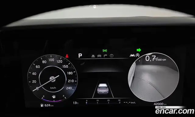 Kia Carnival 2021 2.2 автомат (гидро), миниатюра 8
