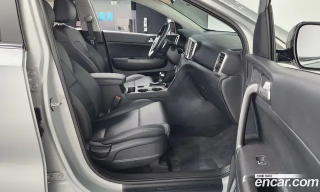 Kia Sportage 2020 2.0 автомат (гидро), миниатюра 11