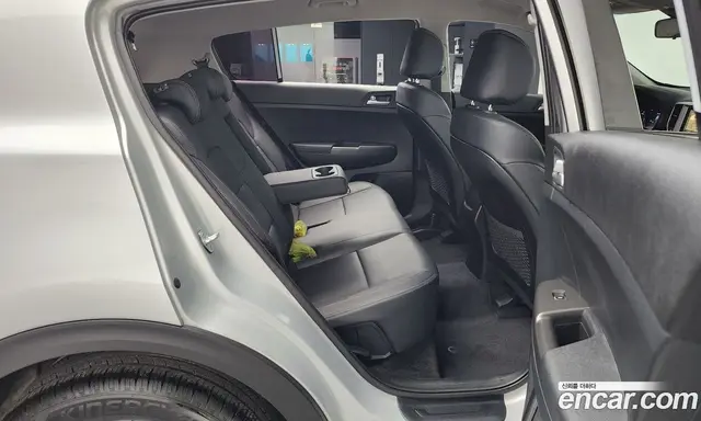 Kia Sportage 2020 2.0 автомат (гидро), миниатюра 12