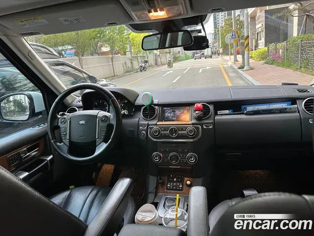 Land Rover Discovery 2016 3.0 автомат (гидро), миниатюра 5
