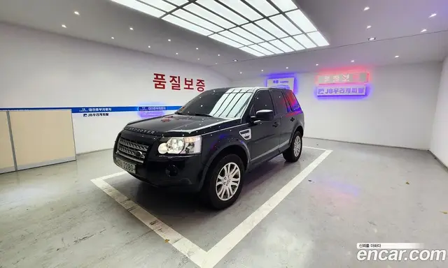 Land Rover Freelander 2010 2.2 автомат (гидро), миниатюра 2 Land Rover Freelander 2010 2.2 автомат (гидро), миниатюра 2