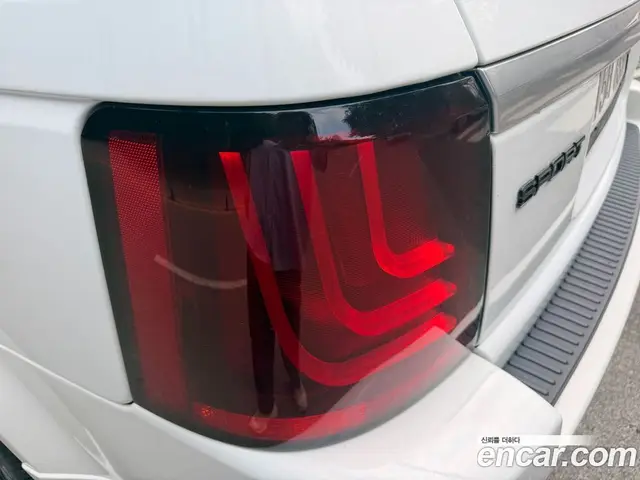 Land Rover Range Rover Sport 2012 3.0 автомат (гидро), миниатюра 10