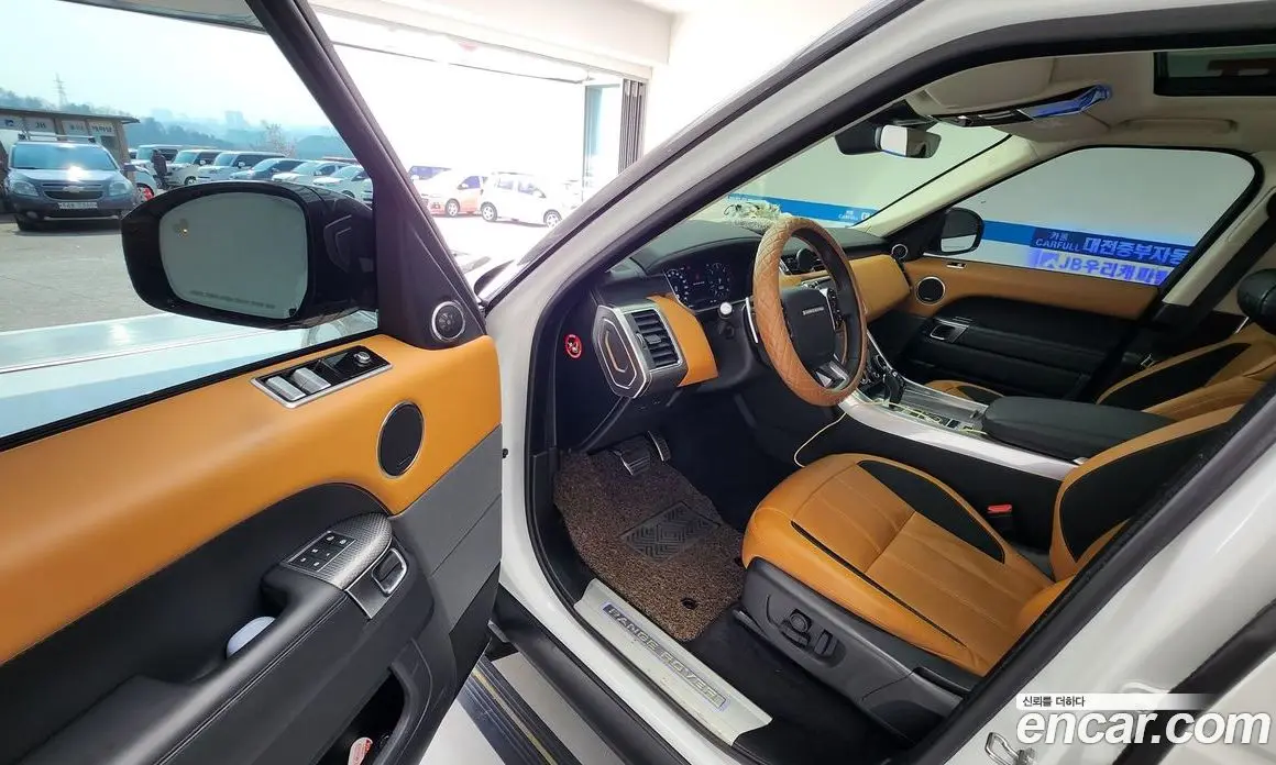 Land Rover Range Rover Sport 2021 3.0 автомат (гидро), фото 17