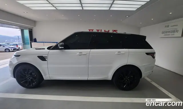 Land Rover Range Rover Sport 2021 3.0 автомат (гидро), миниатюра 4