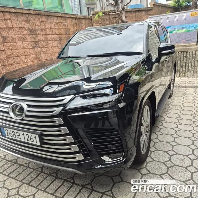 Lexus LX, 2025, 300 км