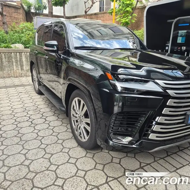 Lexus LX 2025 3.4 автомат (гидро), миниатюра 2