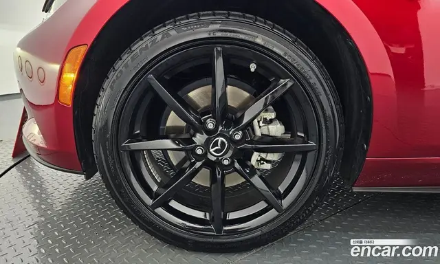 Mazda MX-5 2020 2.0 механика, миниатюра 3