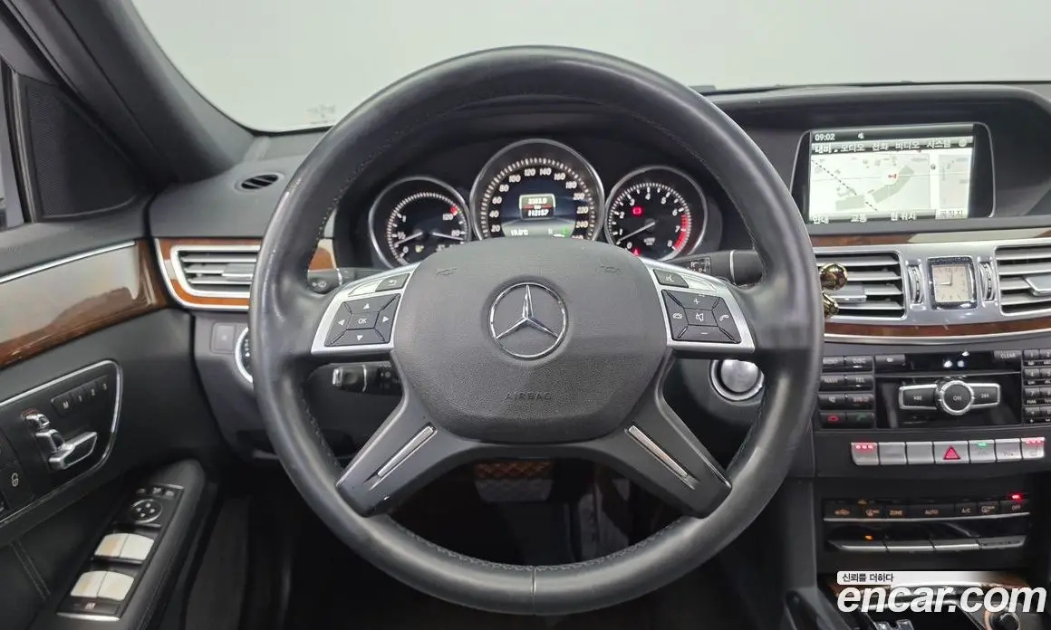 Mercedes-Benz E-Class 2014 3.5 автомат (гидро), фото 13