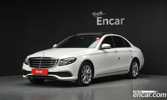 Mercedes-Benz E-Class 2016 2.0 автомат (гидро), миниатюра 1