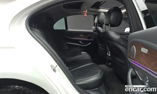 Mercedes-Benz E-Class 2016 2.0 автомат (гидро), миниатюра 12