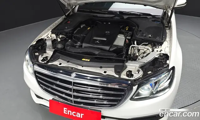 Mercedes-Benz E-Class 2016 2.0 автомат (гидро), миниатюра 6