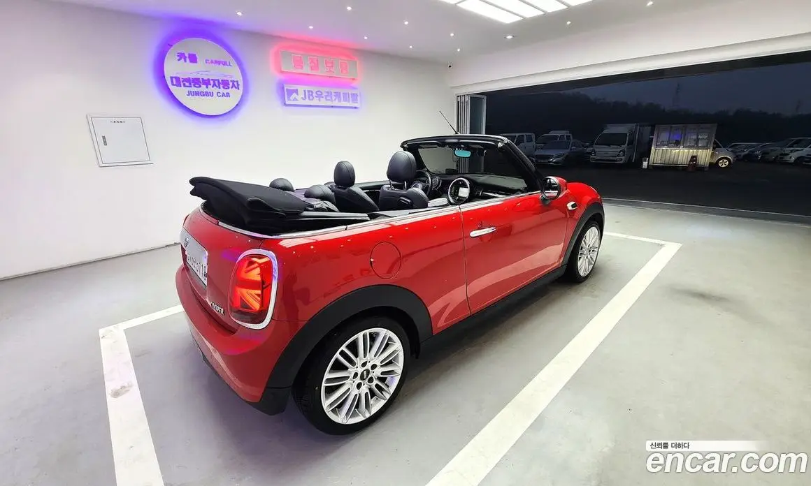 Mini Cooper Convertible 2020 1.5 автомат (гидро), фото 6 Mini Cooper Convertible 2020 1.5 автомат (гидро), фото 6