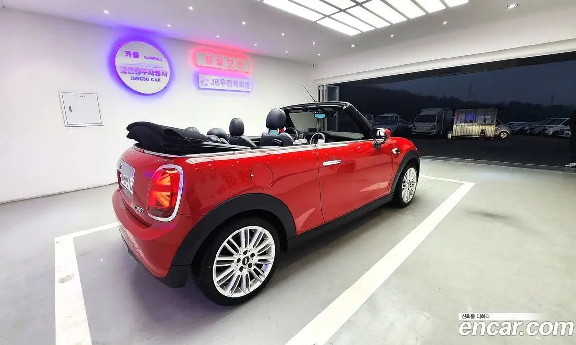 Mini Cooper Convertible 2020 1.5 автомат (гидро), фото 7 Mini Cooper Convertible 2020 1.5 автомат (гидро), фото 7