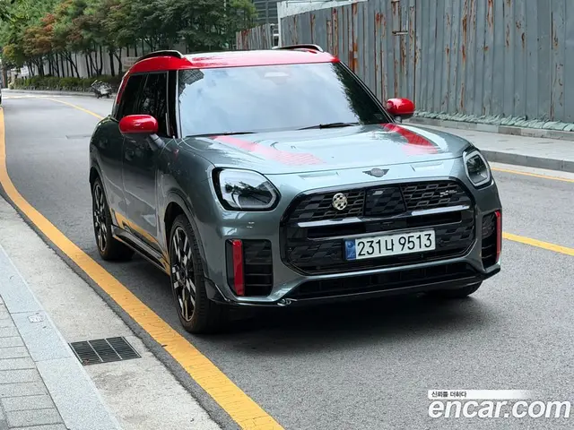Mini Countryman 2024 2.0 автомат (гидро), миниатюра 1