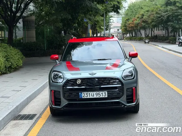 Mini Countryman 2024 2.0 автомат (гидро), миниатюра 3