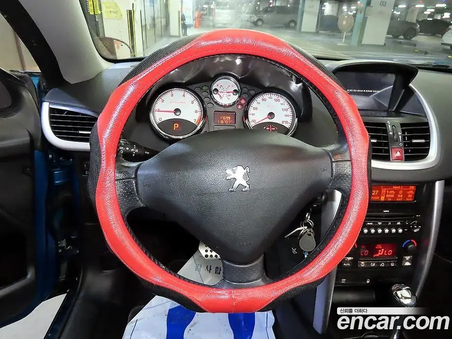 Peugeot 207 2009 1.6 автомат (гидро), фото 18