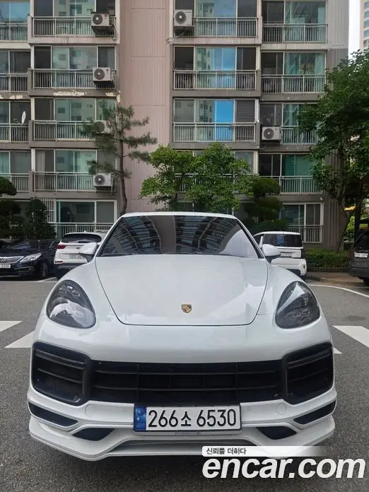 Porsche Cayenne 2013 3.0 автомат (гидро), миниатюра 1
