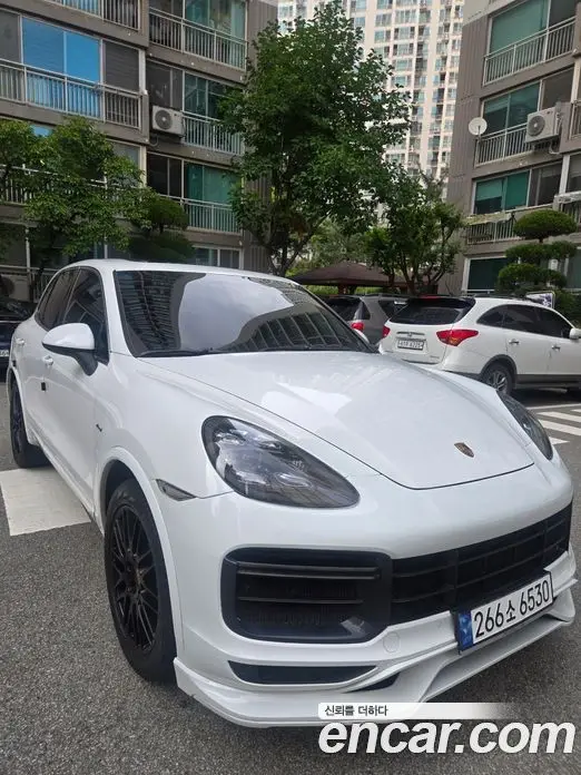 Porsche Cayenne 2013 3.0 автомат (гидро), миниатюра 2