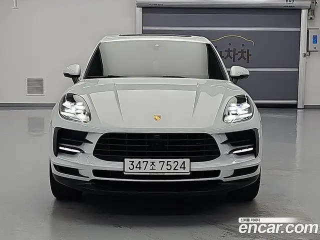 Porsche Macan, 2019, 105 238 км
