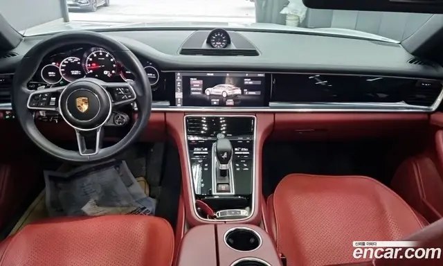 Porsche Panamera 2018 3.0 автомат (гидро), миниатюра 5