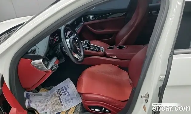 Porsche Panamera 2018 3.0 автомат (гидро), миниатюра 7