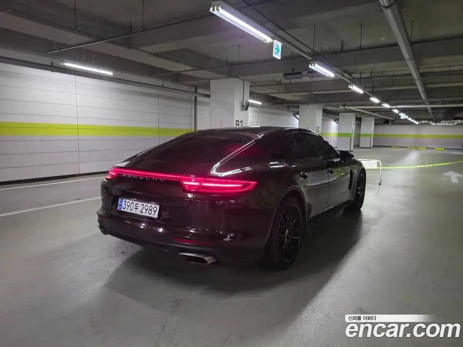 Porsche Panamera 2018 3.0 автомат (гидро), фото 6