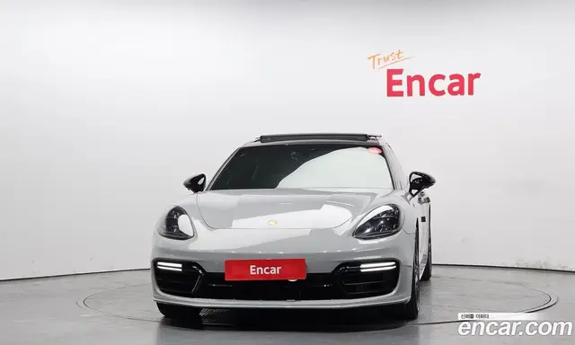 Porsche Panamera 2019 4.0 автомат (гидро), миниатюра 3