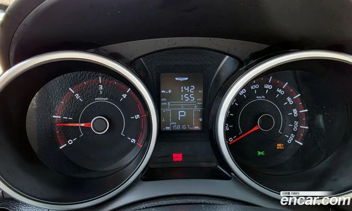 SsangYong TIBOLI 2015 1.6 автомат (гидро), фото 8