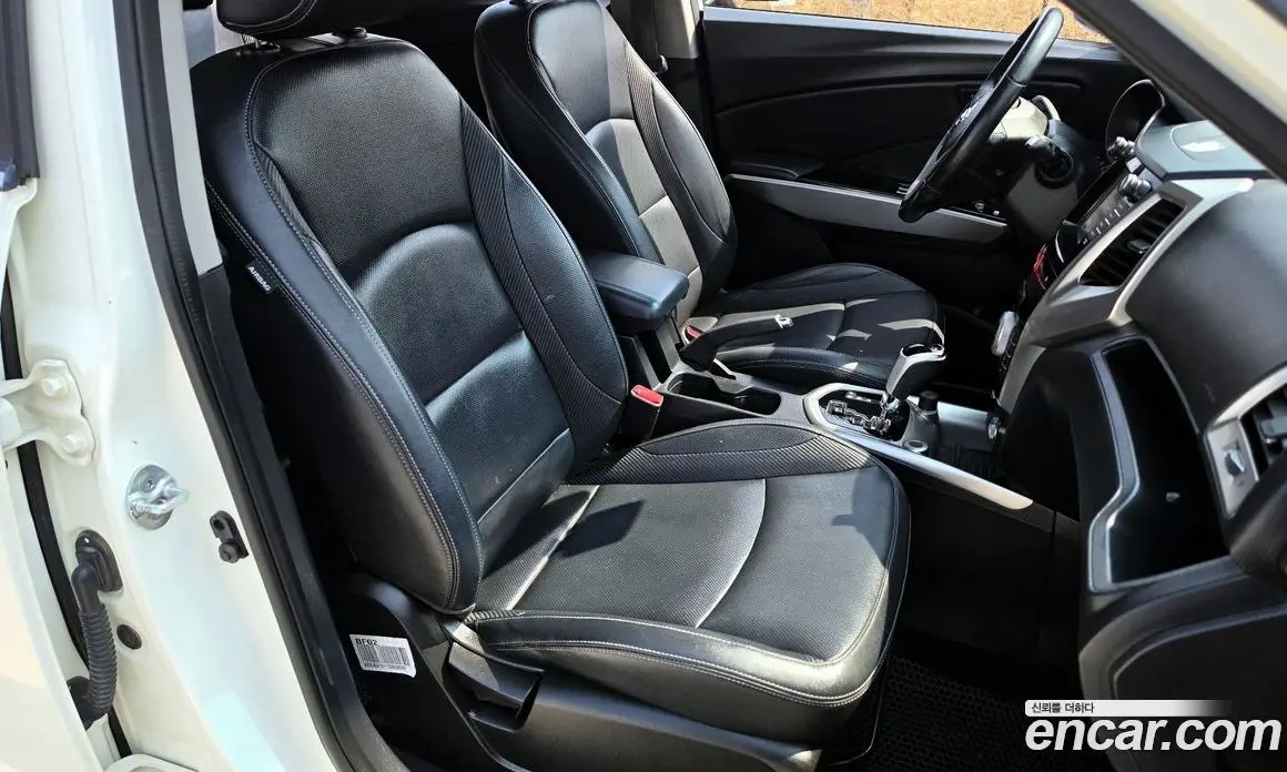 SsangYong TIBOLI 2015 1.6 автомат (гидро), фото 10