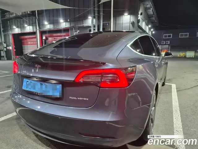 Tesla Model 3 2020 автомат (гидро), миниатюра 5