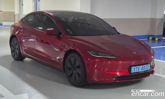 Tesla Model 3 2024 автомат (гидро), миниатюра 3