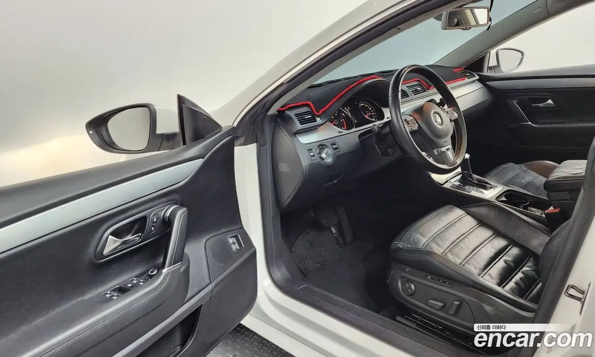 Volkswagen CC 2010 2.0 автомат (гидро), фото 10 Volkswagen CC 2010 2.0 автомат (гидро), фото 10