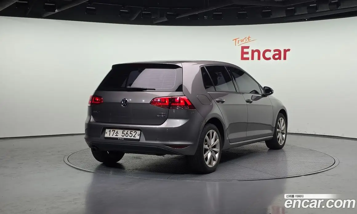 Volkswagen Golf 2014 1.6 автомат (гидро), фото 2 Volkswagen Golf 2014 1.6 автомат (гидро), фото 2