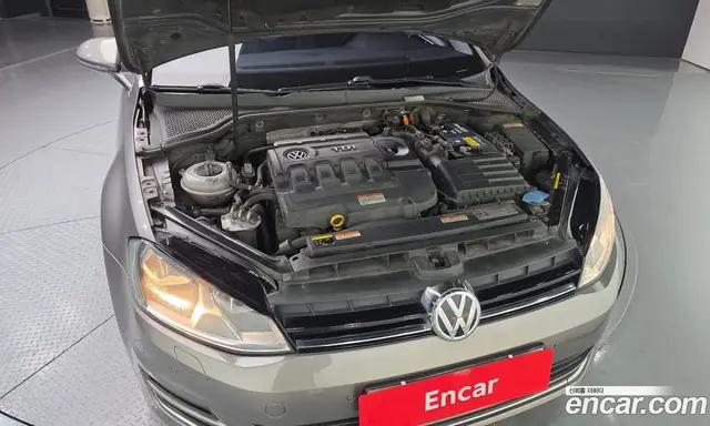 Volkswagen Golf 2014 1.6 автомат (гидро), миниатюра 6 Volkswagen Golf 2014 1.6 автомат (гидро), миниатюра 6