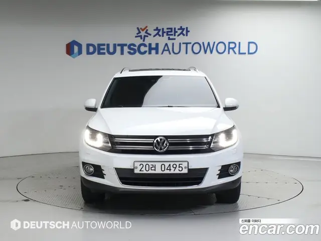 Volkswagen Tiguan 2015 2.0 автомат (гидро), миниатюра 3