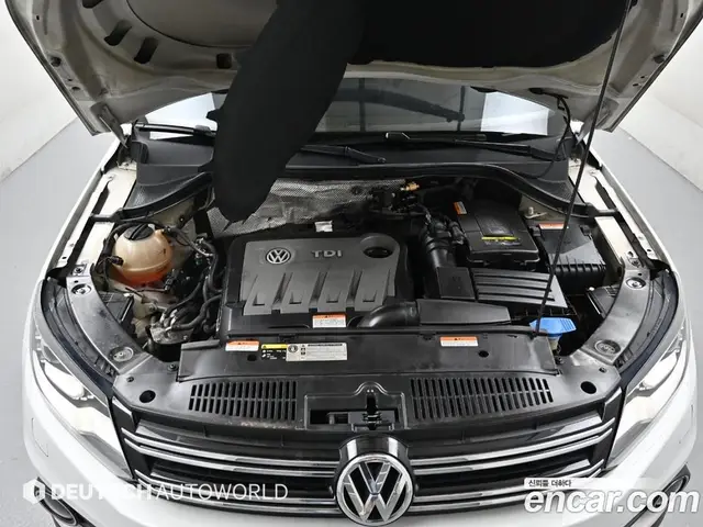 Volkswagen Tiguan 2015 2.0 автомат (гидро), миниатюра 6