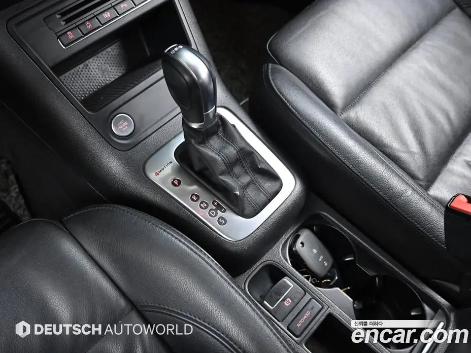 Volkswagen Tiguan 2015 2.0 автомат (гидро), фото 9