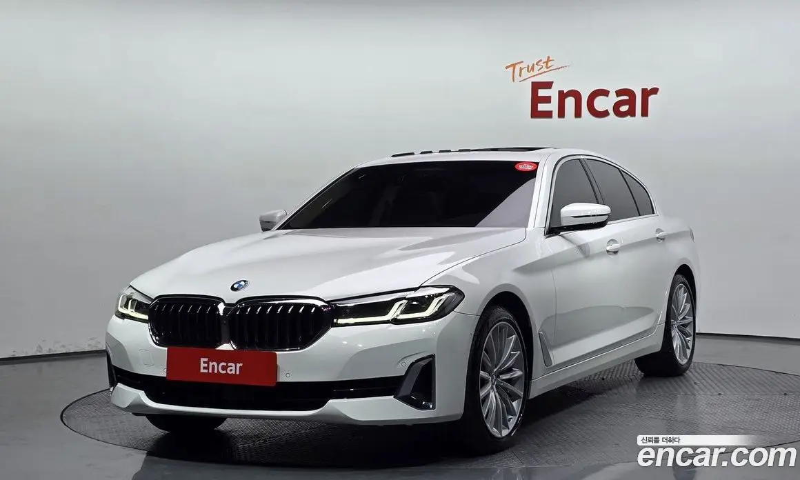 BMW 5 серия 2023 2.0 автомат (гидро), фото 1