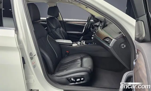 BMW 5 серия 2023 2.0 автомат (гидро), миниатюра 10
