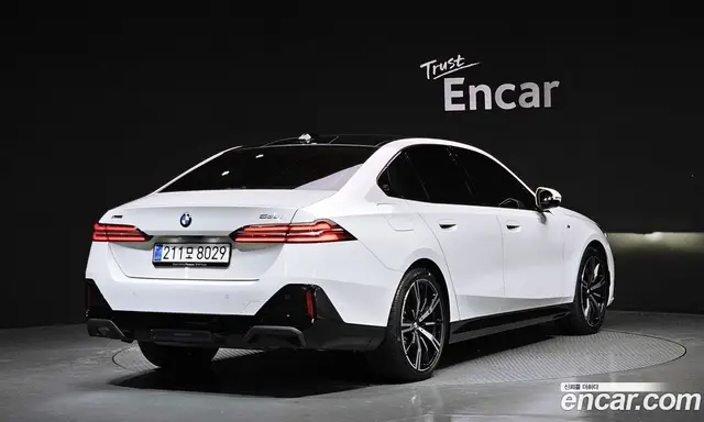 BMW 5 серия 2025 2.0 автомат (гидро), миниатюра 2