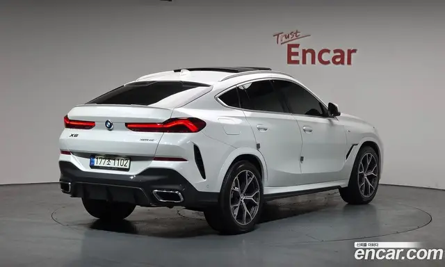 BMW X6, 2022, 93 708 км