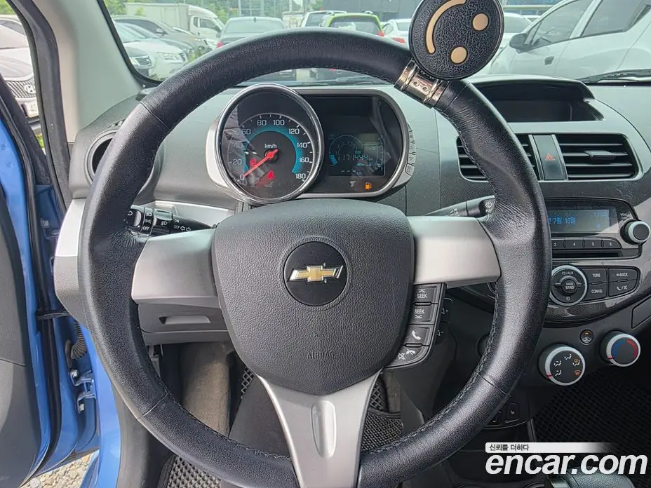 Chevrolet Spark 2014 1.0 автомат (гидро), фото 12