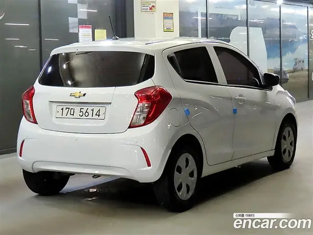 Chevrolet Spark 2018 1.0 автомат (гидро), миниатюра 4